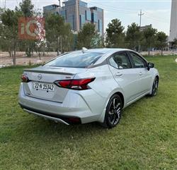 نيسان فيرسا